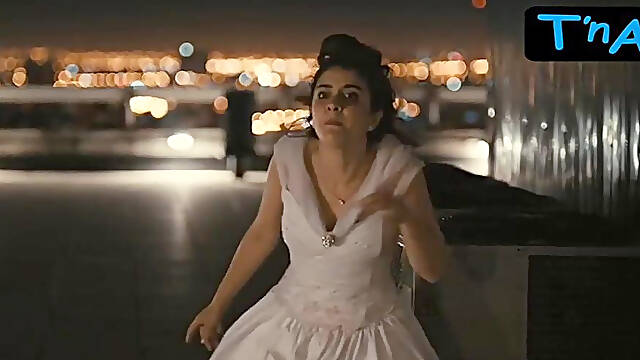 Erica Rivas Thong, Bush Scene in Wild Tales