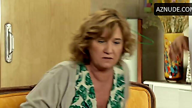 Maria Leon Bikini Scene in Con El Culo Al Aire