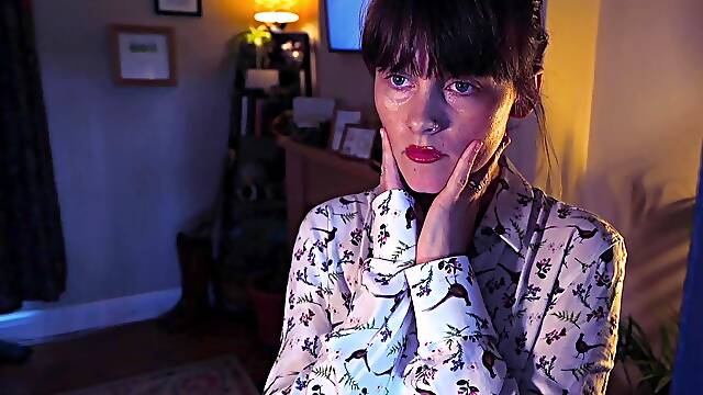 Very hot busty brunette solo masturbation on webcam