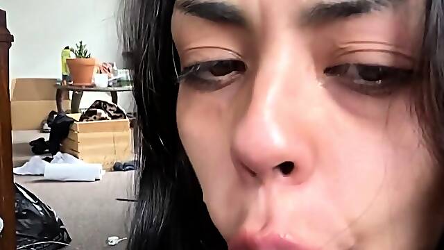 Cute brunette young hookup amateur teen blowjob