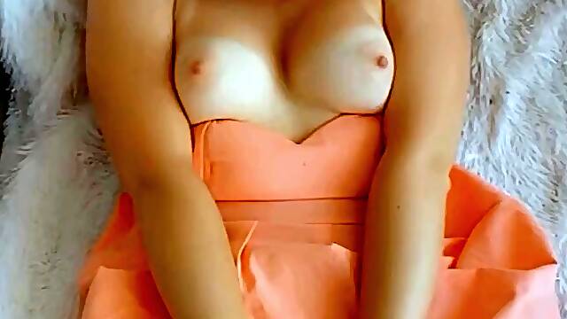 Redhead teen models gorgeous lingerie