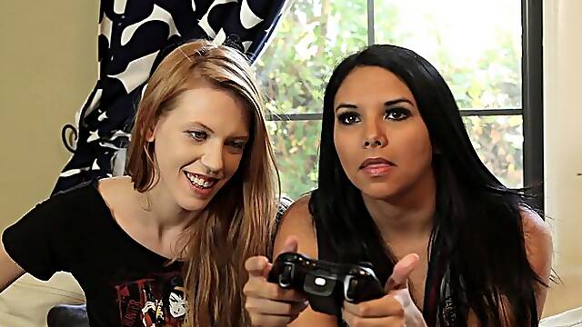 Unapproachable Pepper and Nikkis shaved movie