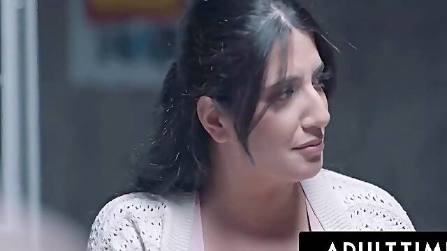 Eighteen-Year-Old Student Pounds His Sex-Crazed Teacher Sarah Arabics Big Natural Tits and Curvy
