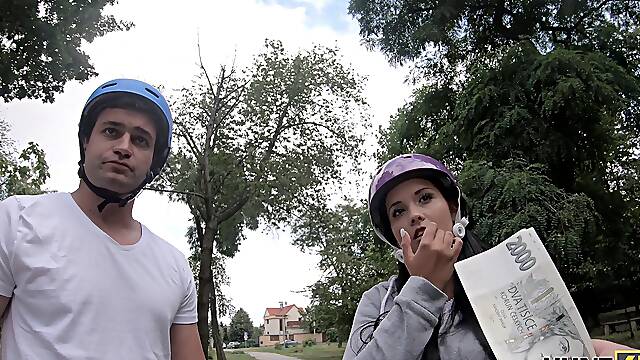 Steamy brunette with thick ass sold by boyfriend in energized cam XXX