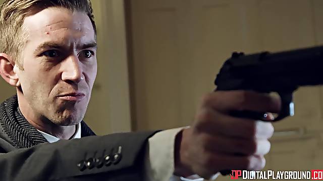 Intriguing hookup for fetching brunette dame Rina Ellis