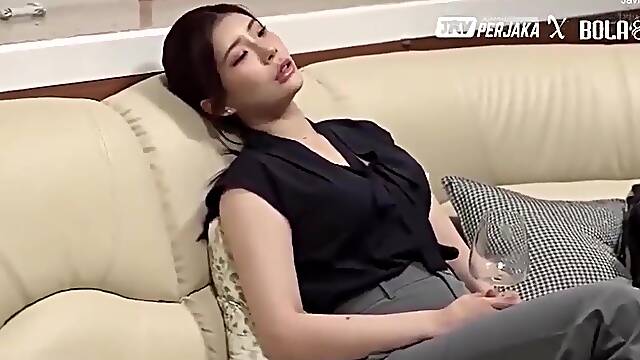 Watch this stunning Indonesian babe with big tits take a hard pounding and a messy facial