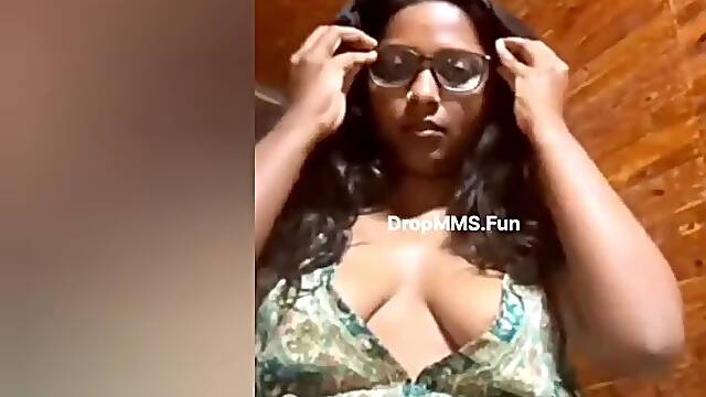 Tamil Model _Arya Pradhosa_ Nipple Shown Content