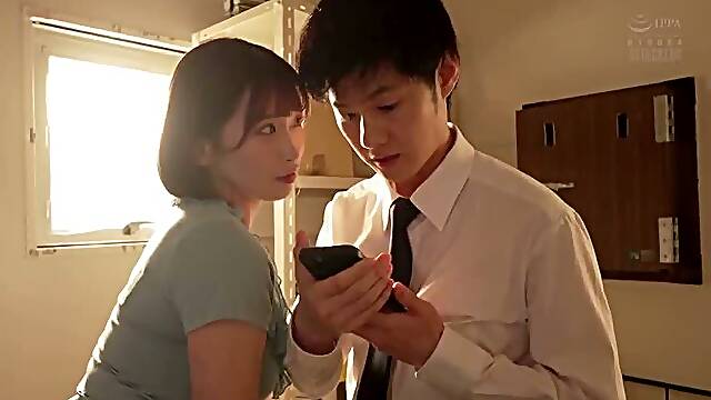 (RM) A Story About How My Female Colleague Came On - Waka Misono