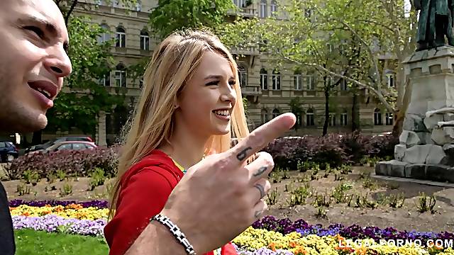 Juicy Vagina Well-Rounded Of Penis - Alecia Fox