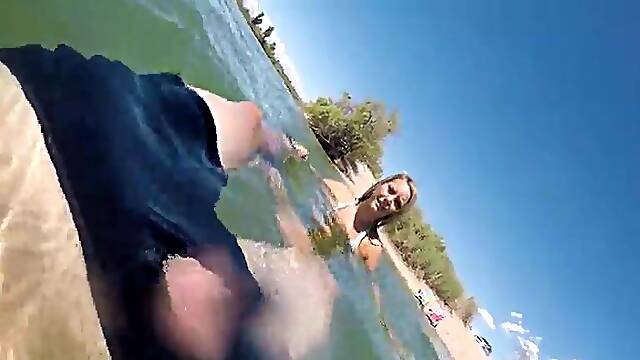 Wife Beach Vacation Sex and Suck Rod Twice