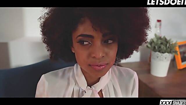 Black Playgirl Luna Corazon Tempted Into Hardcore Interracial Bang With Lover - LETSDOEIT