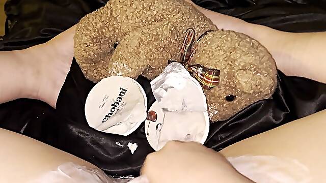 I WAS HOME ALONE &THATS WHAT HAPPENED WHEN I SAW YOUGURT-TEEN fledgling ARABIAN SNOWWHITE drains WITH fuck stick-KINKY HARDCORE FOOD FETISH-LOS ANGELES