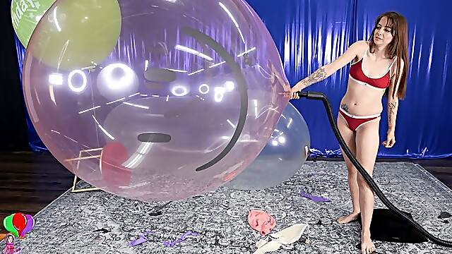 Sage H Does Machine Pop w 24,36 and 43-inch Balloons HD (1920x1080)