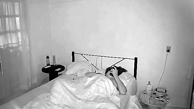 Chubby Pregnant Girlfriend Masturbates While I Spy on Her on Camera