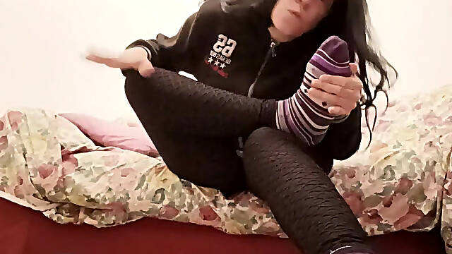Padronadomination: Lick My Sweaty, Stinky Socks